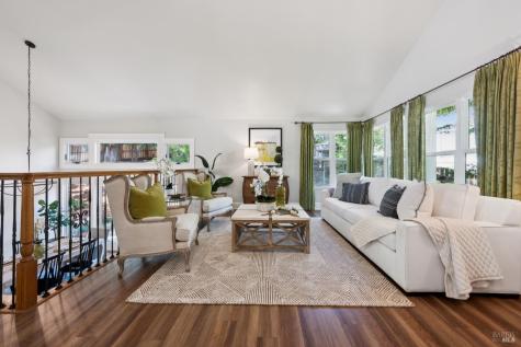 52 Woodleaf Court Novato CA 94945
