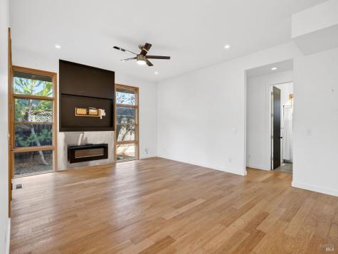 540 S Cloverdale Boulevard Cloverdale CA 95425