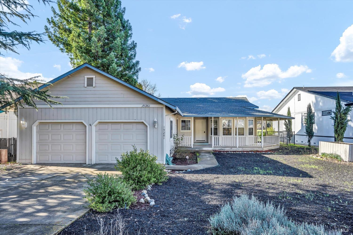 19261 Mountain Meadow N Hidden Valley Lake CA 95467