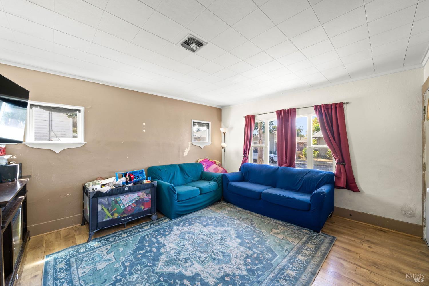 136 12th Street Vallejo CA 94590