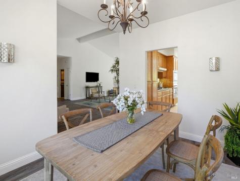 5690 Evening Way Santa Rosa CA 95409