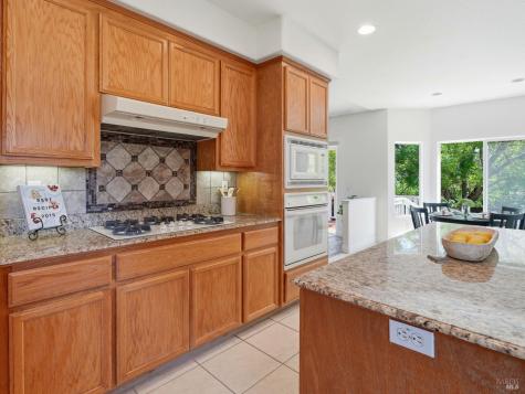 5690 Evening Way Santa Rosa CA 95409