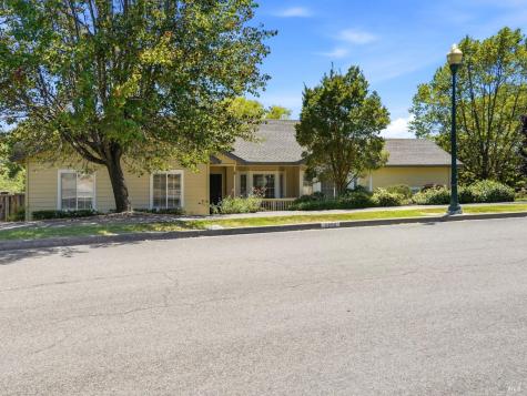 5690 Evening Way Santa Rosa CA 95409