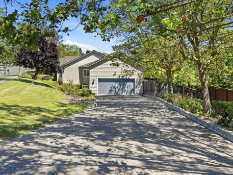 5690 Evening Way Santa Rosa CA 95409