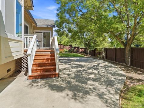 5690 Evening Way Santa Rosa CA 95409