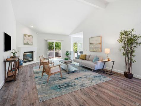 5690 Evening Way Santa Rosa CA 95409
