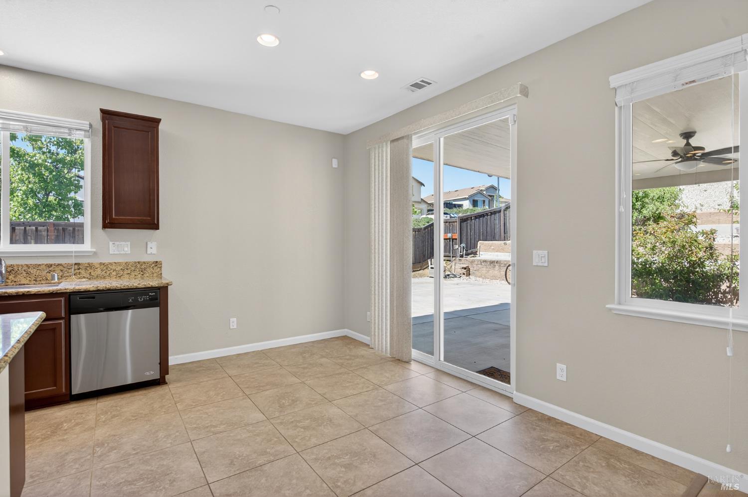 3871 Danbury Way Fairfield CA 94533