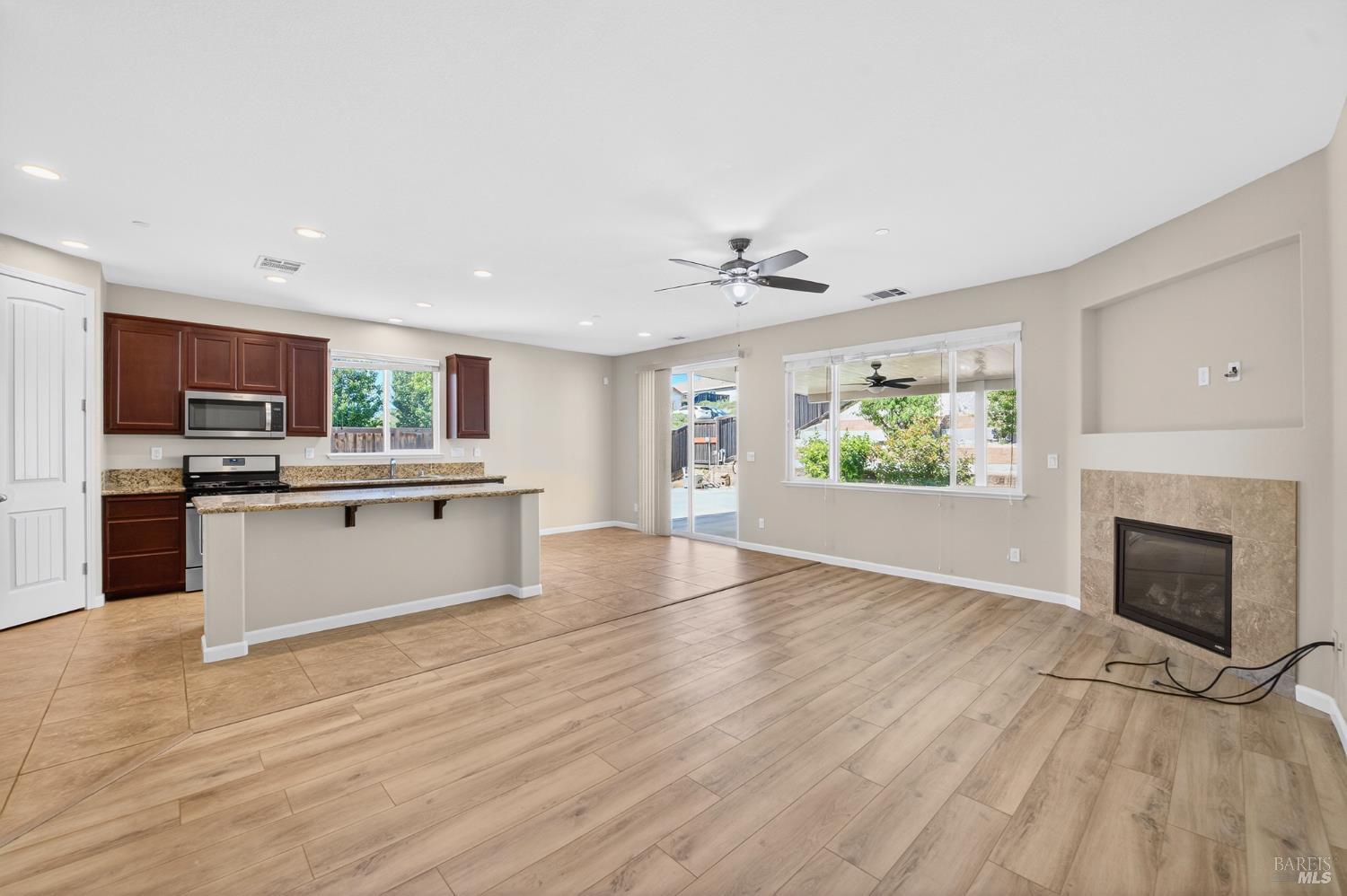 3871 Danbury Way Fairfield CA 94533