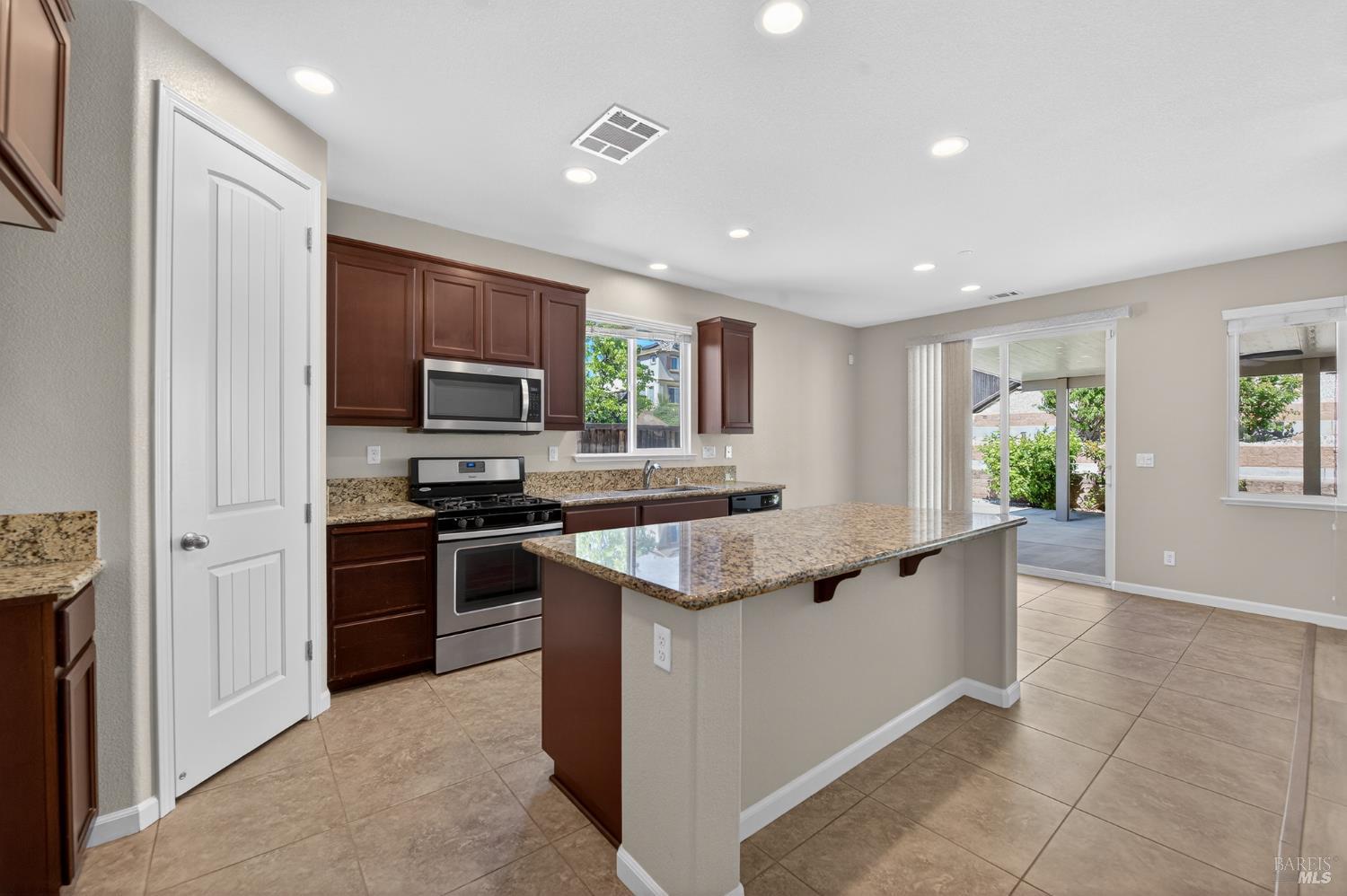 3871 Danbury Way Fairfield CA 94533