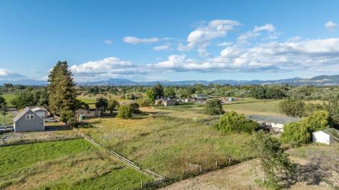 5163 Todd Road Sebastopol CA 95472