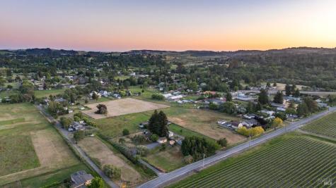 5163 Todd Road Sebastopol CA 95472