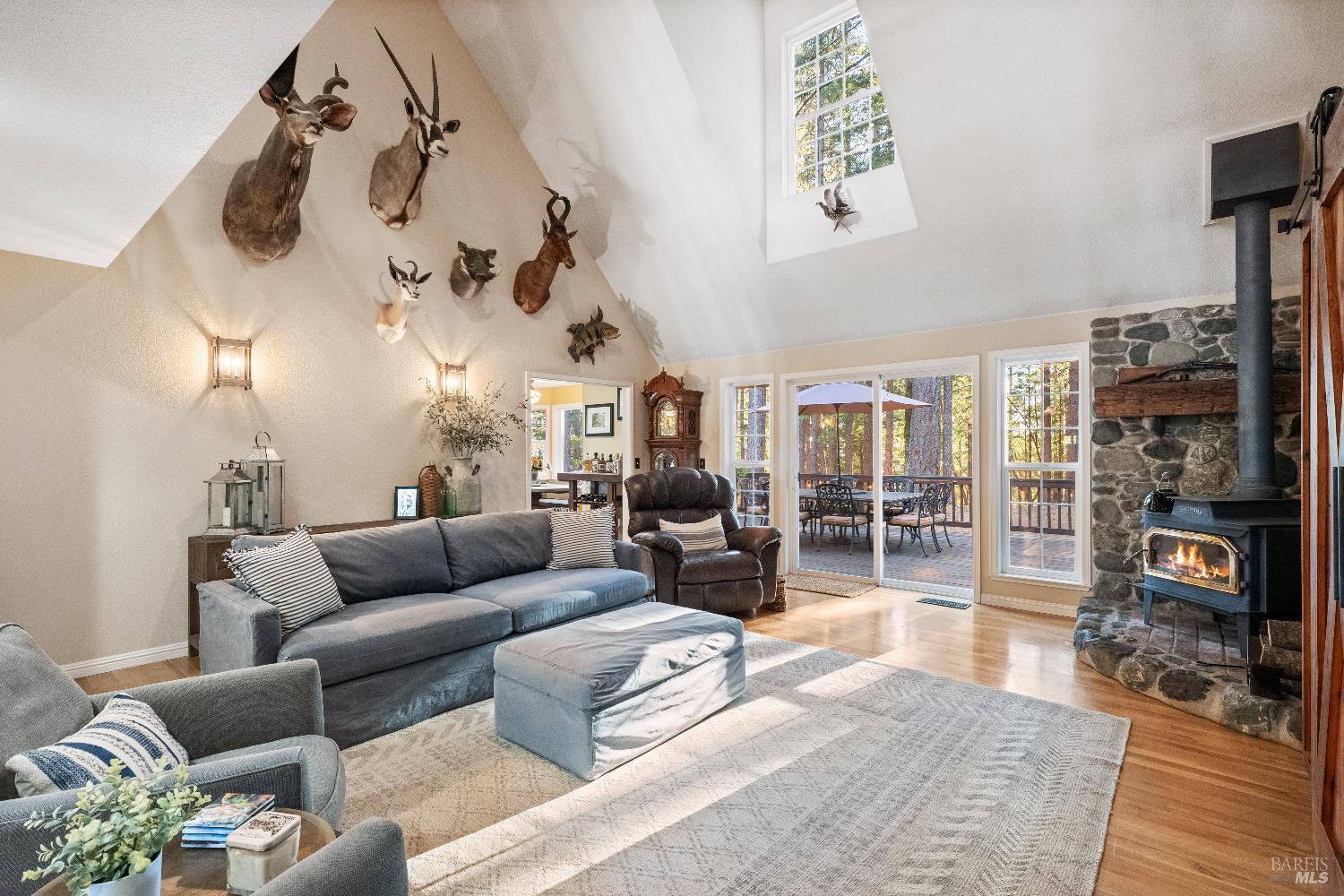 5701 Ridgewood Road Willits CA 95490