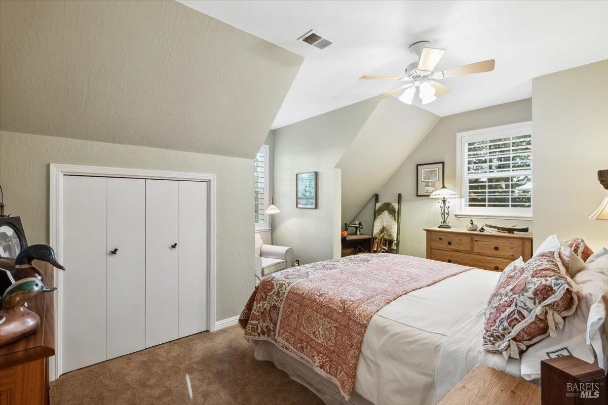 5701 Ridgewood Road Willits CA 95490