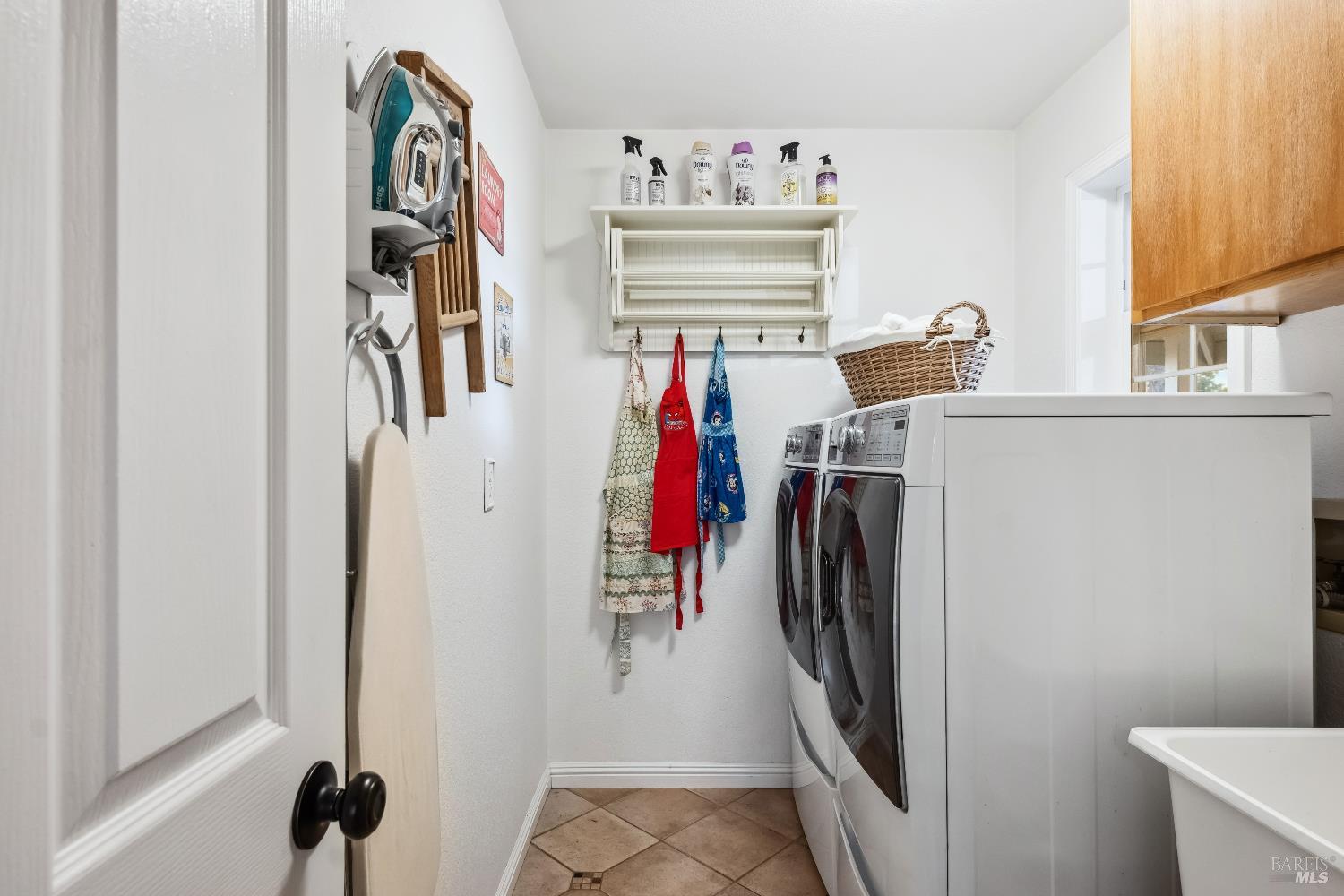 5701 Ridgewood Road Willits CA 95490