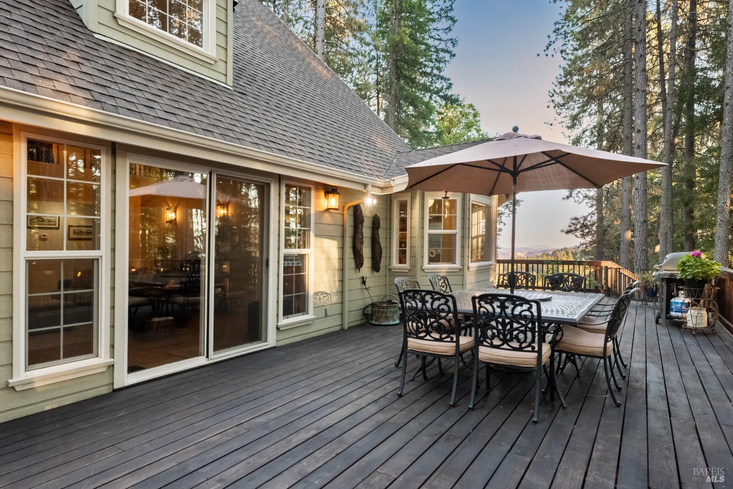 5701 Ridgewood Road Willits CA 95490
