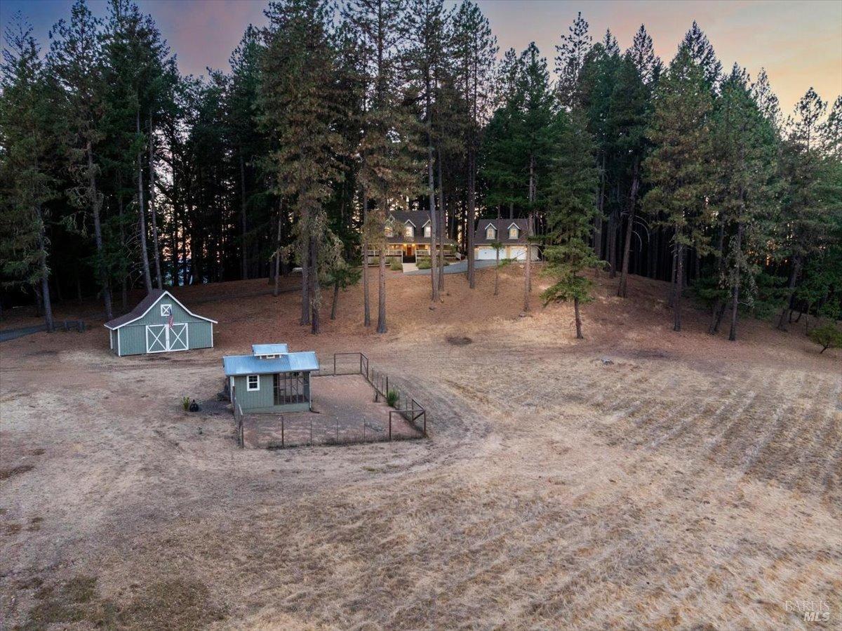 5701 Ridgewood Road Willits CA 95490