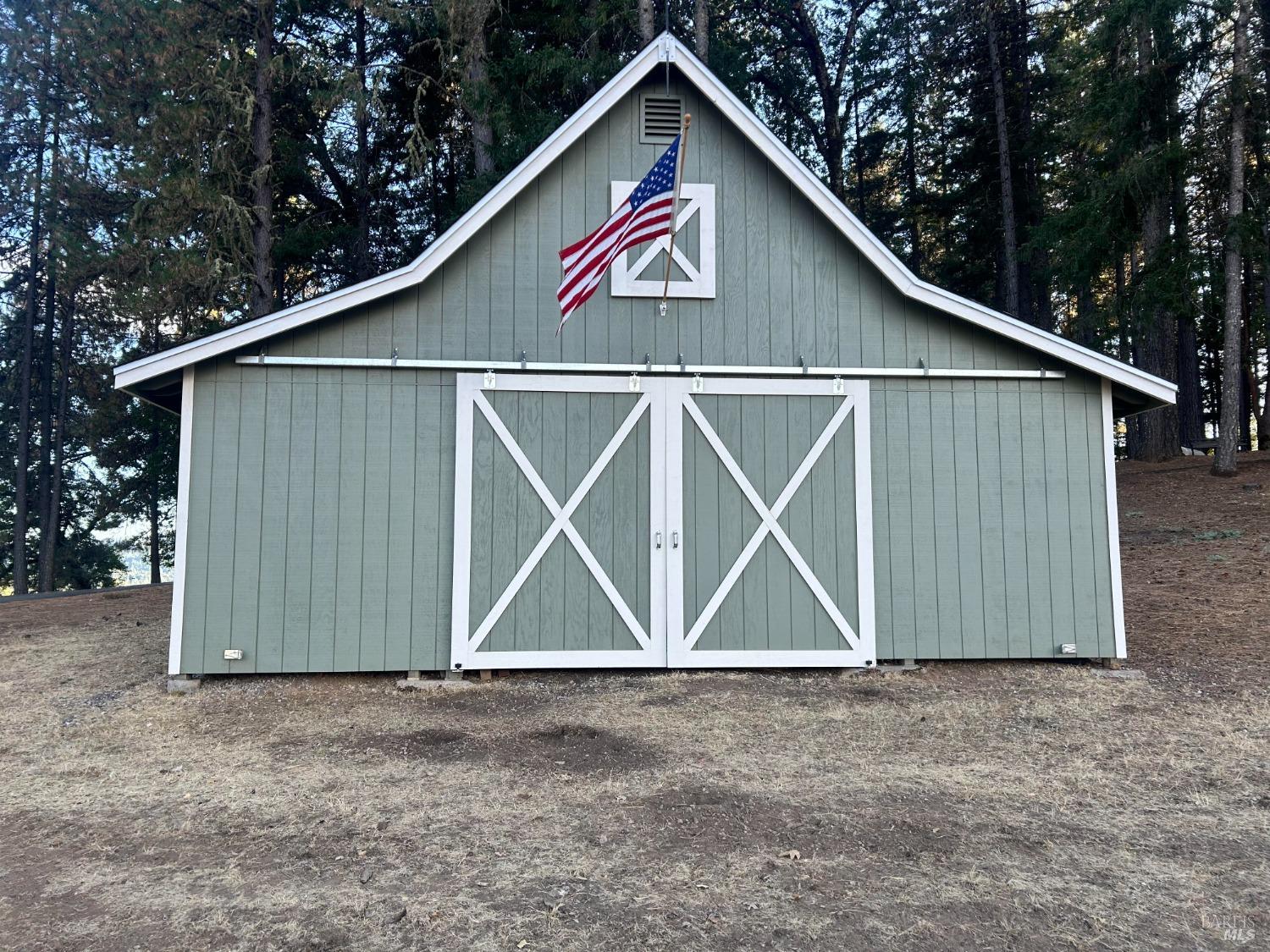 5701 Ridgewood Road Willits CA 95490