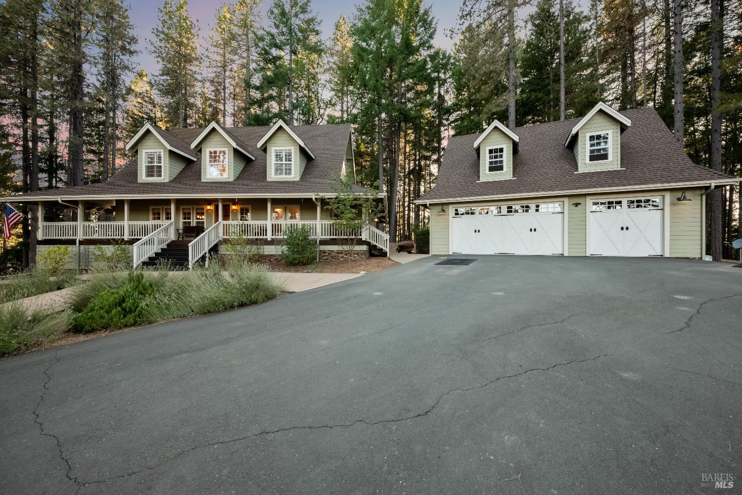 5701 Ridgewood Road Willits CA 95490