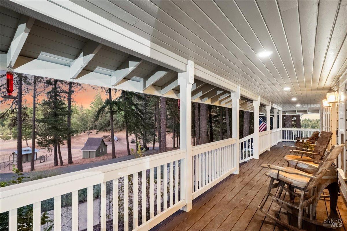 5701 Ridgewood Road Willits CA 95490