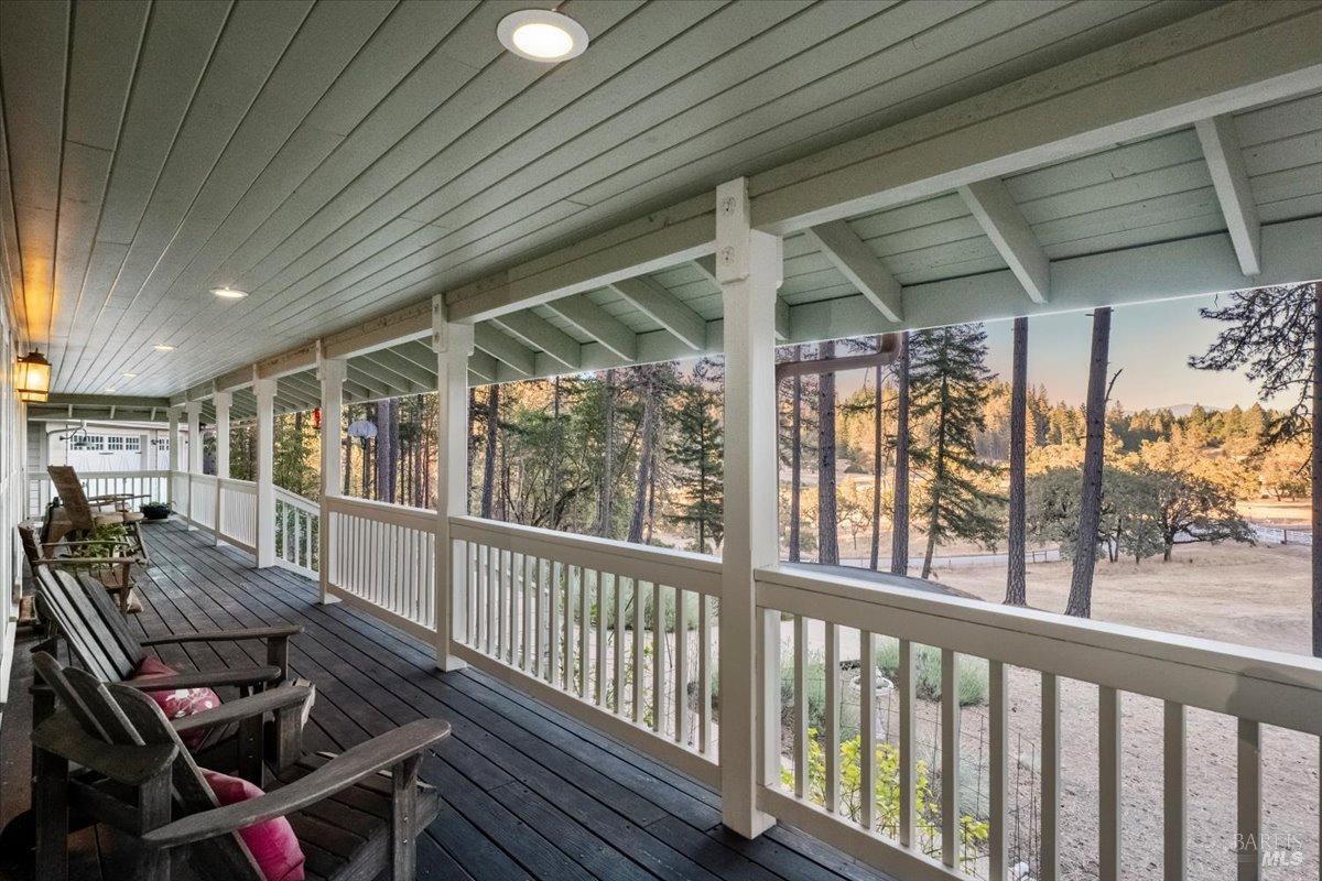 5701 Ridgewood Road Willits CA 95490