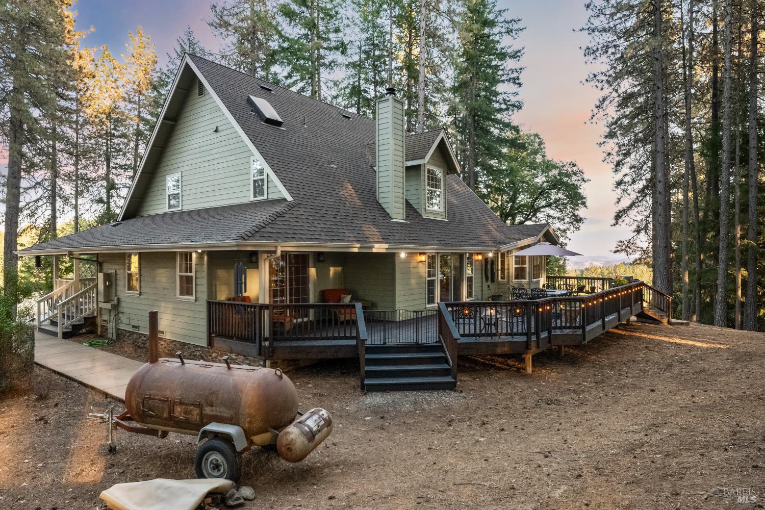 5701 Ridgewood Road Willits CA 95490
