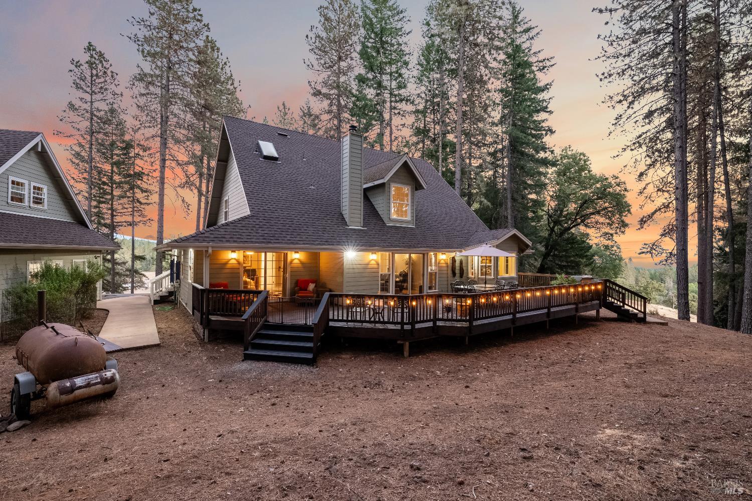 5701 Ridgewood Road Willits CA 95490