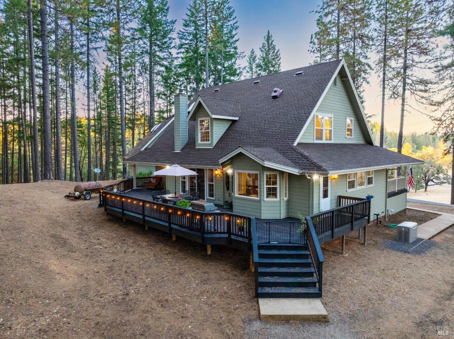 5701 Ridgewood Road Willits CA 95490