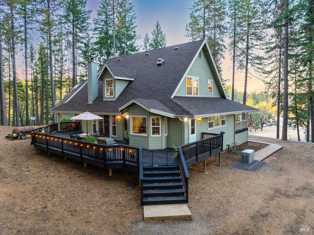 5701 Ridgewood Road Willits CA 95490