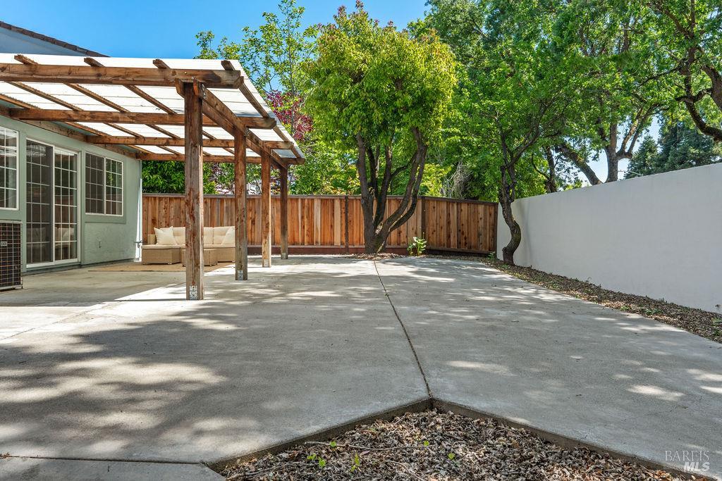 519 Danby Court Petaluma CA 94954