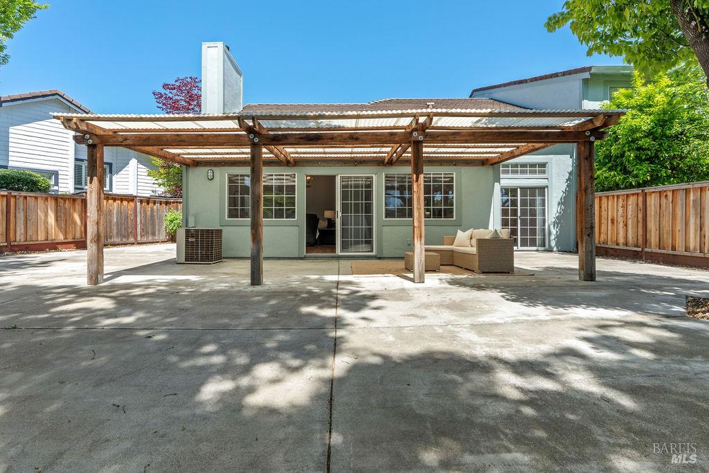 519 Danby Court Petaluma CA 94954