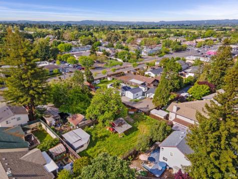 2457 Guerneville Road Santa Rosa CA 95403