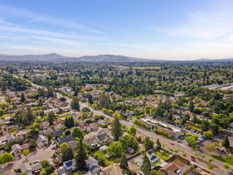 2457 Guerneville Road Santa Rosa CA 95403