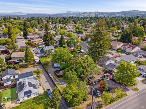 2457 Guerneville Road Santa Rosa CA 95403