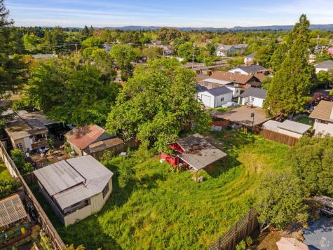 2457 Guerneville Road Santa Rosa CA 95403