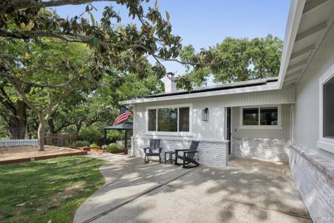 18219 Cottonwood Avenue Sonoma CA 95476