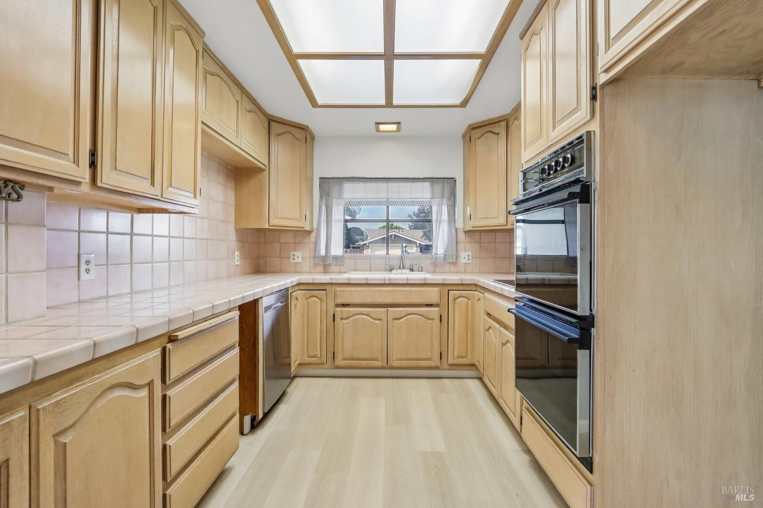 25478 Barnard Street Hayward CA 94545
