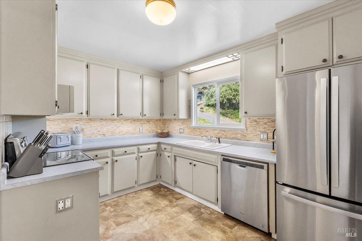 770 Canyon Court Ukiah CA 95482