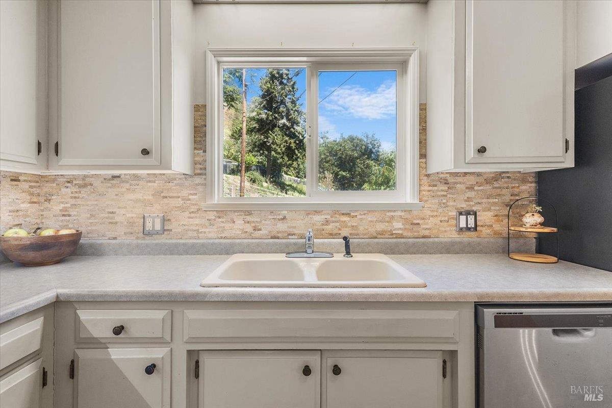 770 Canyon Court Ukiah CA 95482