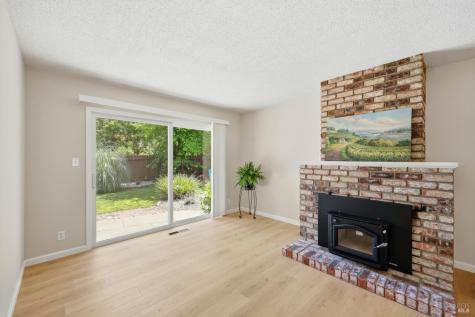 1212 El Cerrito Drive Santa Rosa CA 95401