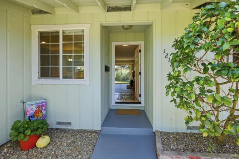 1212 El Cerrito Drive Santa Rosa CA 95401