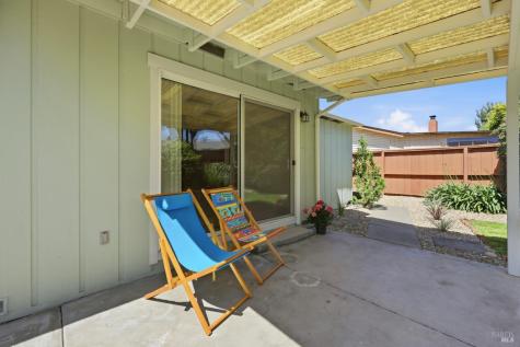 1212 El Cerrito Drive Santa Rosa CA 95401