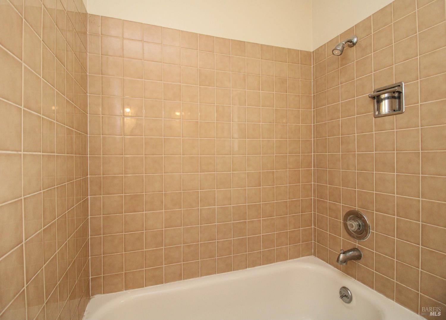 178 Glacier Circle Vacaville CA 95687