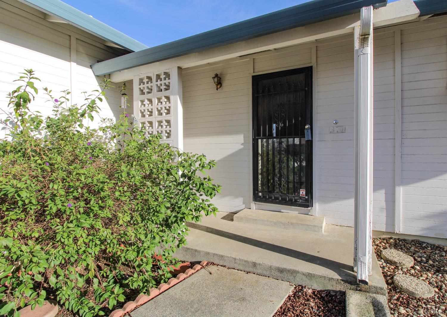 178 Glacier Circle Vacaville CA 95687