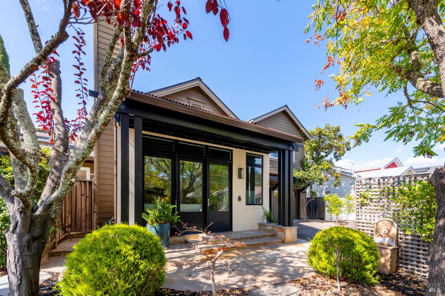 934 Signorelli Circle St. Helena CA 94574
