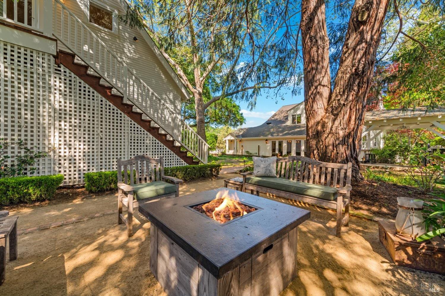 4011 E 3rd Avenue Napa CA 94558