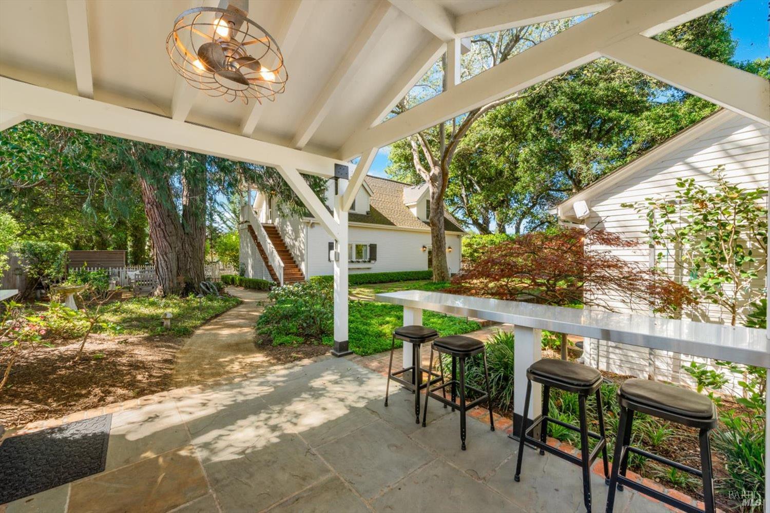 4011 E 3rd Avenue Napa CA 94558