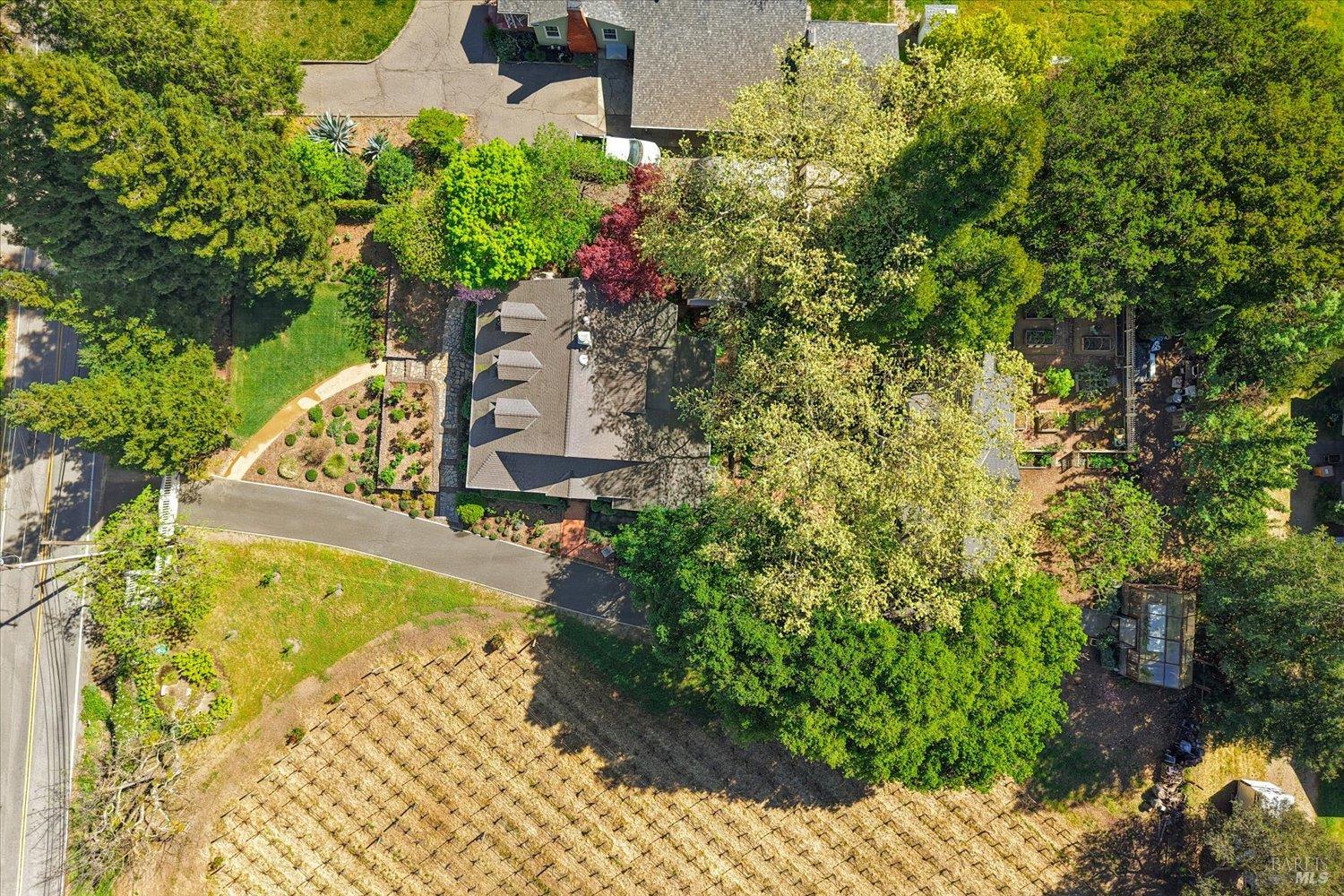 4011 E 3rd Avenue Napa CA 94558
