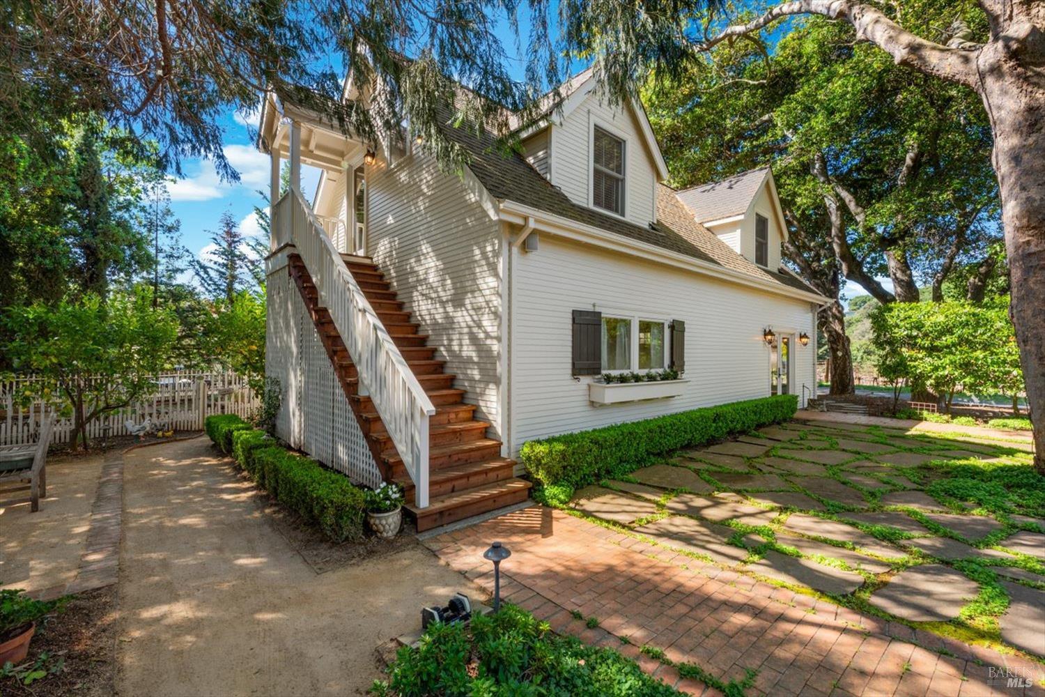 4011 E 3rd Avenue Napa CA 94558