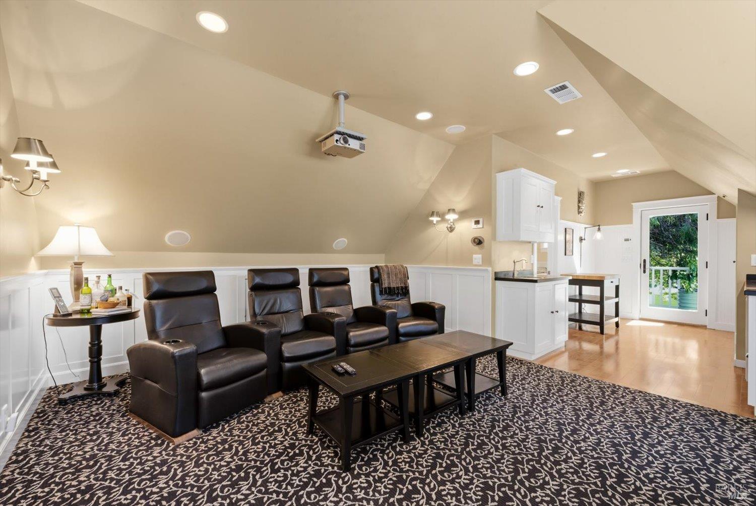4011 E 3rd Avenue Napa CA 94558