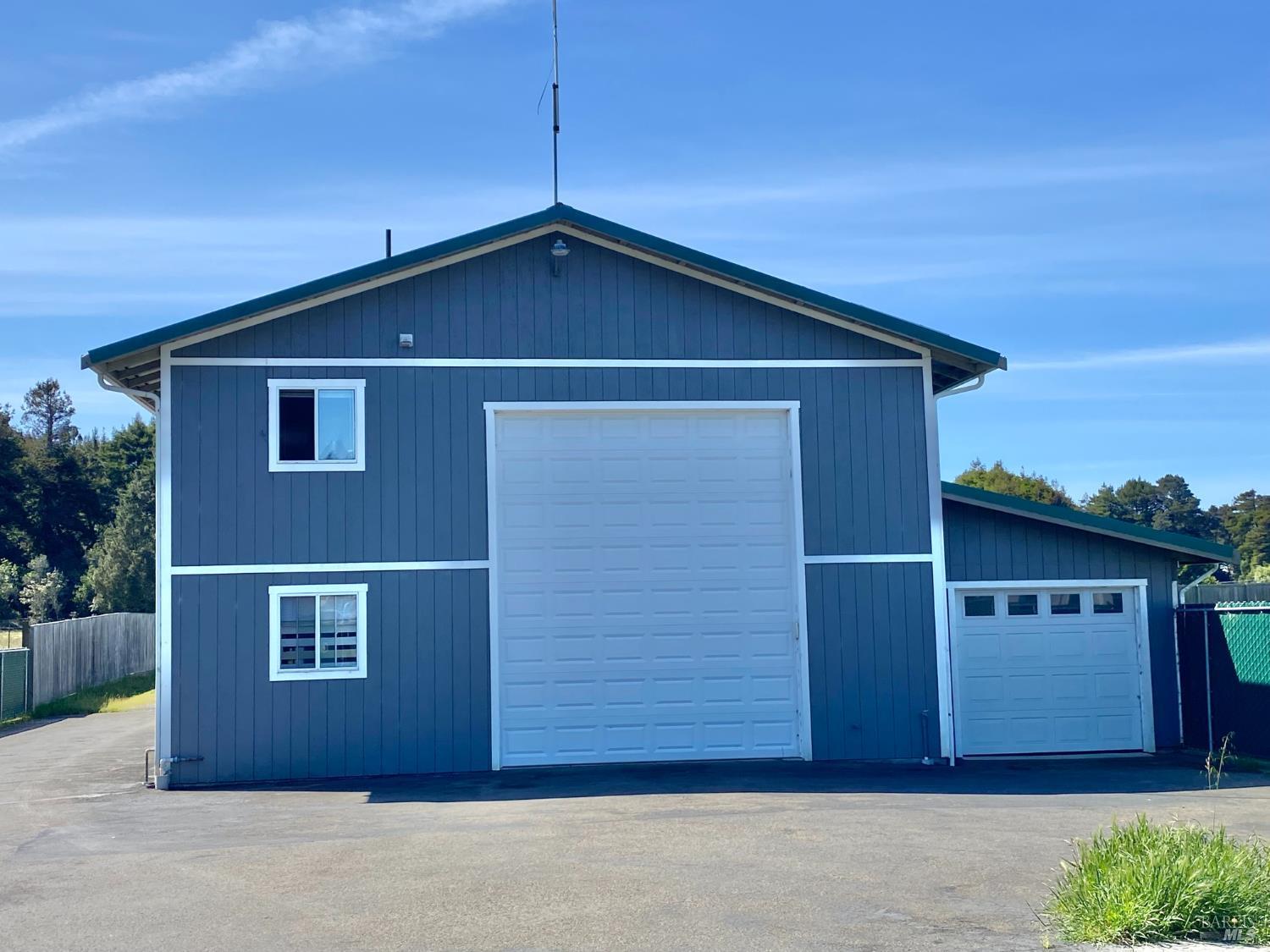 31945 Johnson Lane Fort Bragg CA 95437
